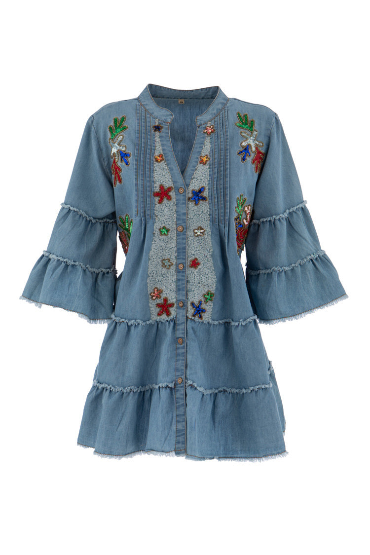 Boho Denim Tunika mit bunter Perlenstickerei und Volantärmeln - Tunika