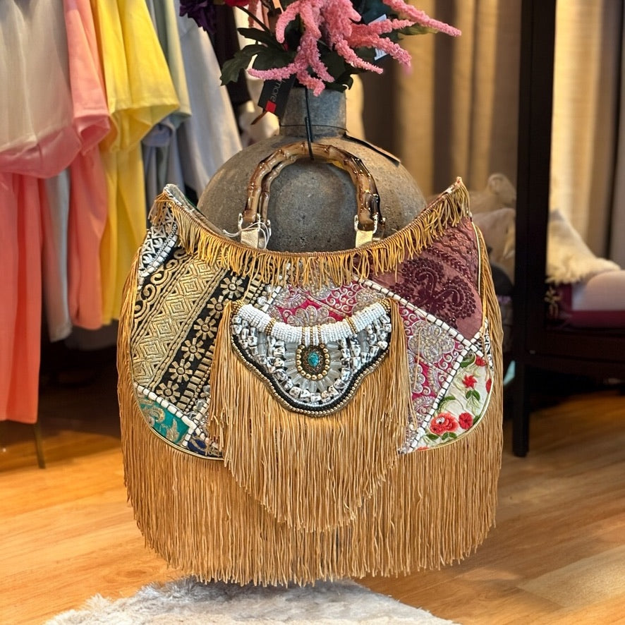 Boho Shopper mit Fransen, Patchwork & Bambusgriffen - Taschen