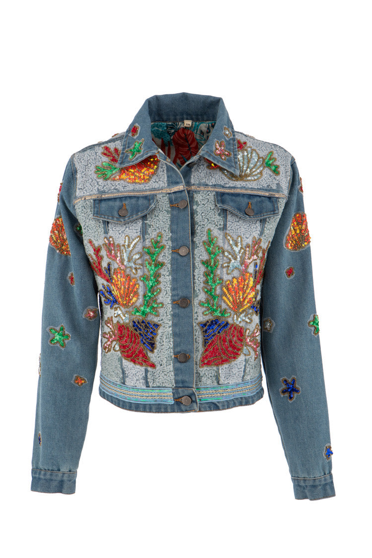 Denim Jacke mit bunter Korallenstickerei – Meerjungfrau Statement Jeansjacke